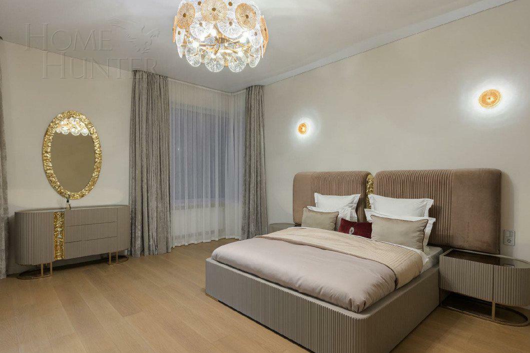 2-этажный коттедж 300 м² с отделкой