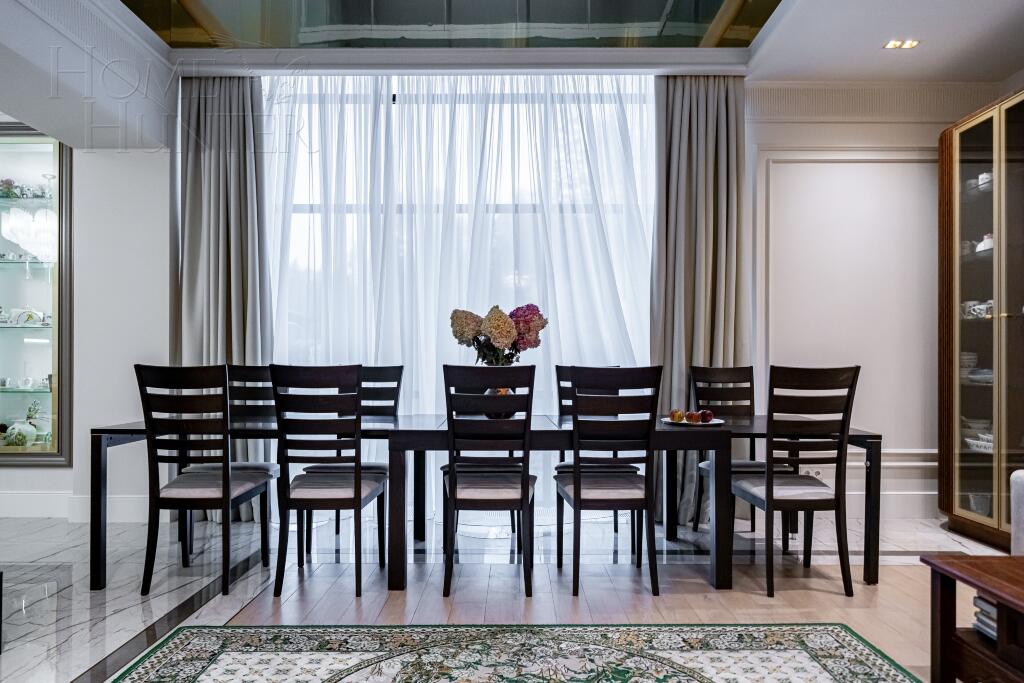 2-этажный коттедж 750 м² с отделкой