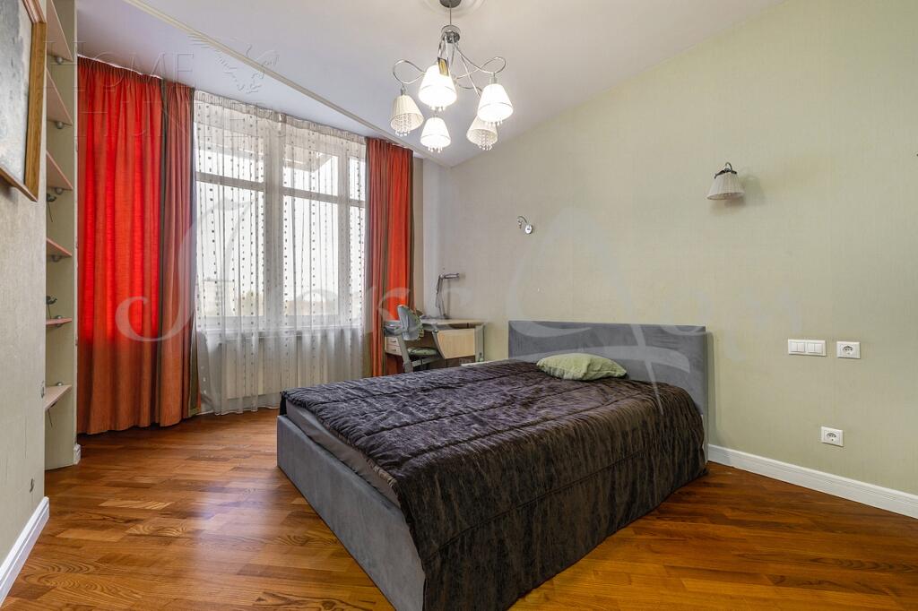 4-КОМН. КВАРТИРА С ОТДЕЛКОЙ 165.4 М² НА 4 ЭТАЖЕ