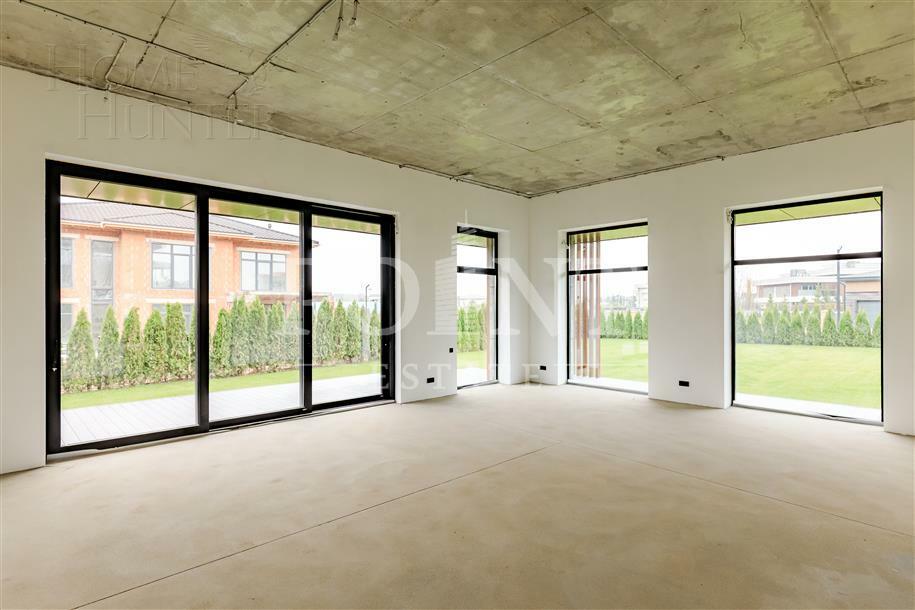 2-этажный коттедж 878 м² без отделки