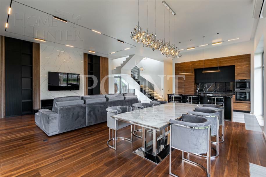 2-этажный коттедж 545 м² с отделкой