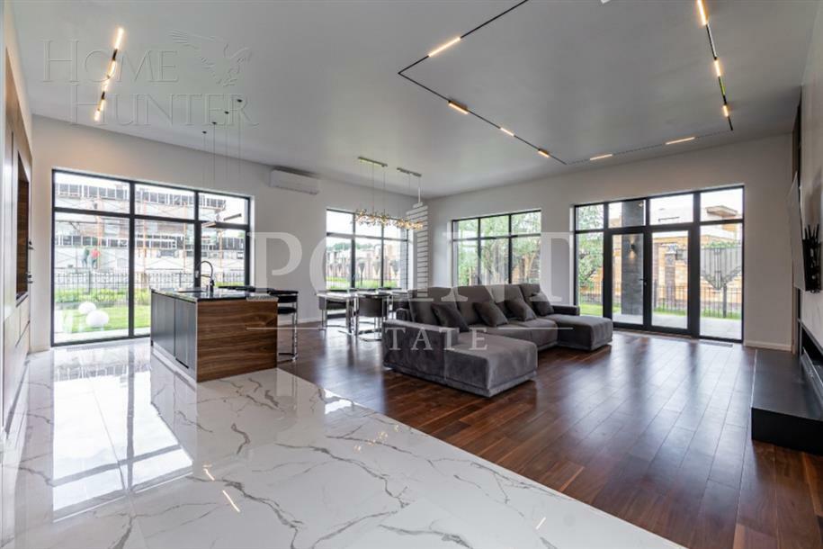 2-этажный коттедж 545 м² с отделкой