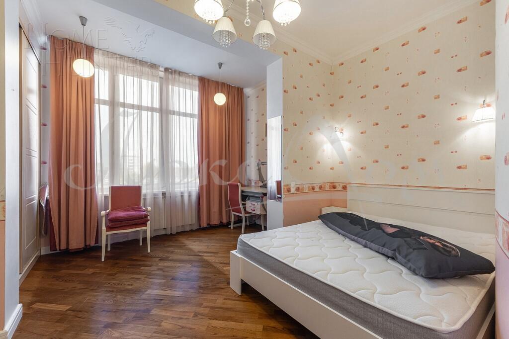 4-КОМН. КВАРТИРА С ОТДЕЛКОЙ 165.4 М² НА 4 ЭТАЖЕ