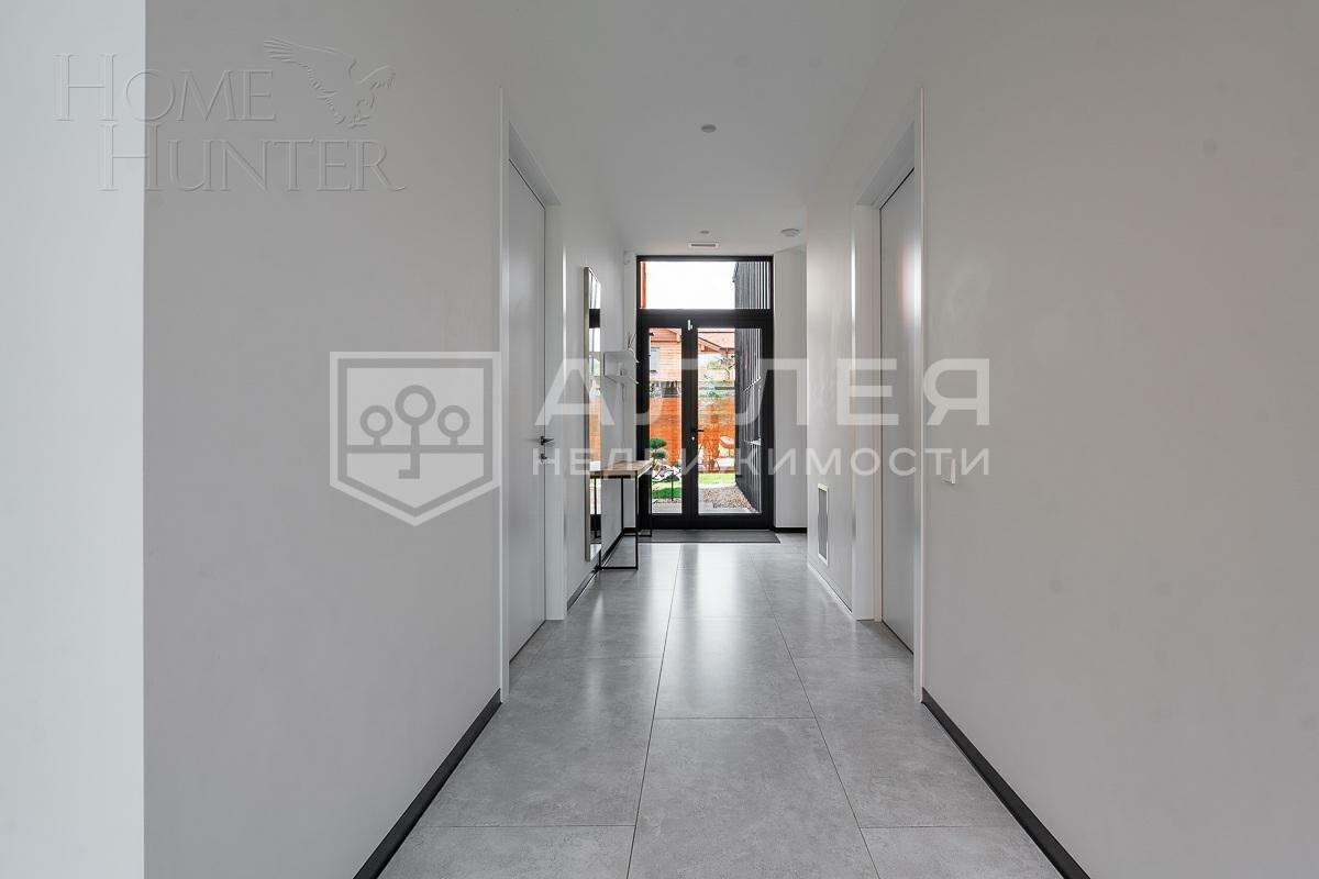 1-этажный коттедж 310 м² с отделкой