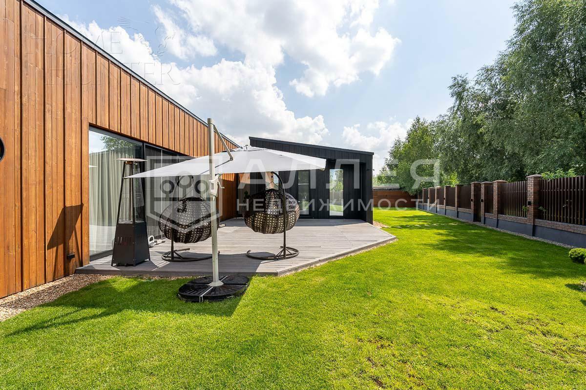 1-этажный коттедж 310 м² с отделкой