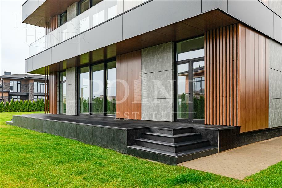 2-этажный коттедж 878 м² без отделки