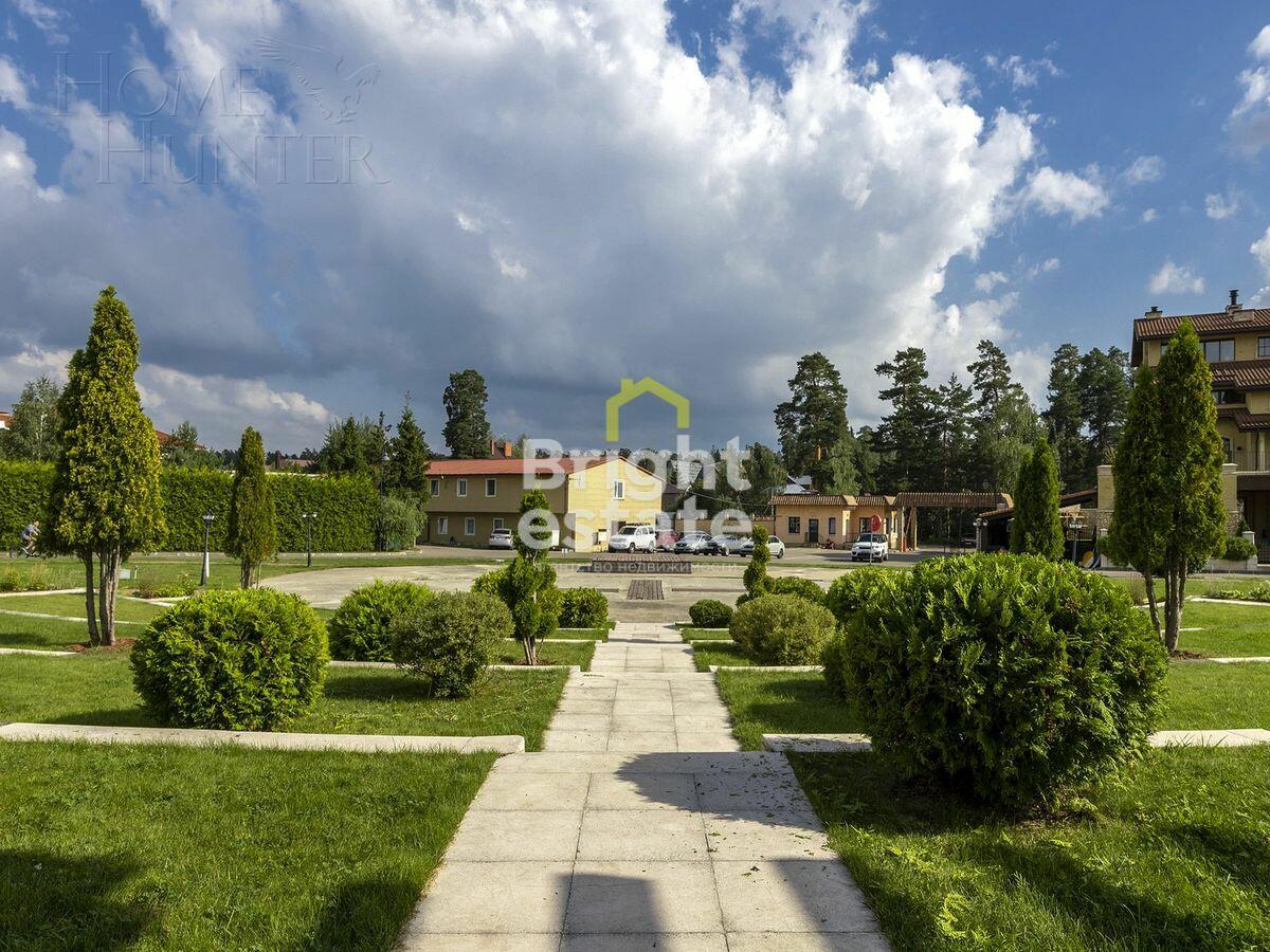 2-этажный таунхаус 330 м² без отделки