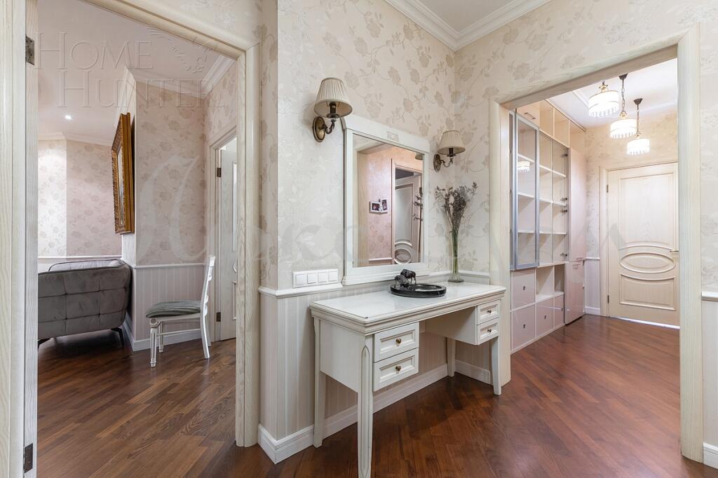4-КОМН. КВАРТИРА С ОТДЕЛКОЙ 165.4 М² НА 4 ЭТАЖЕ
