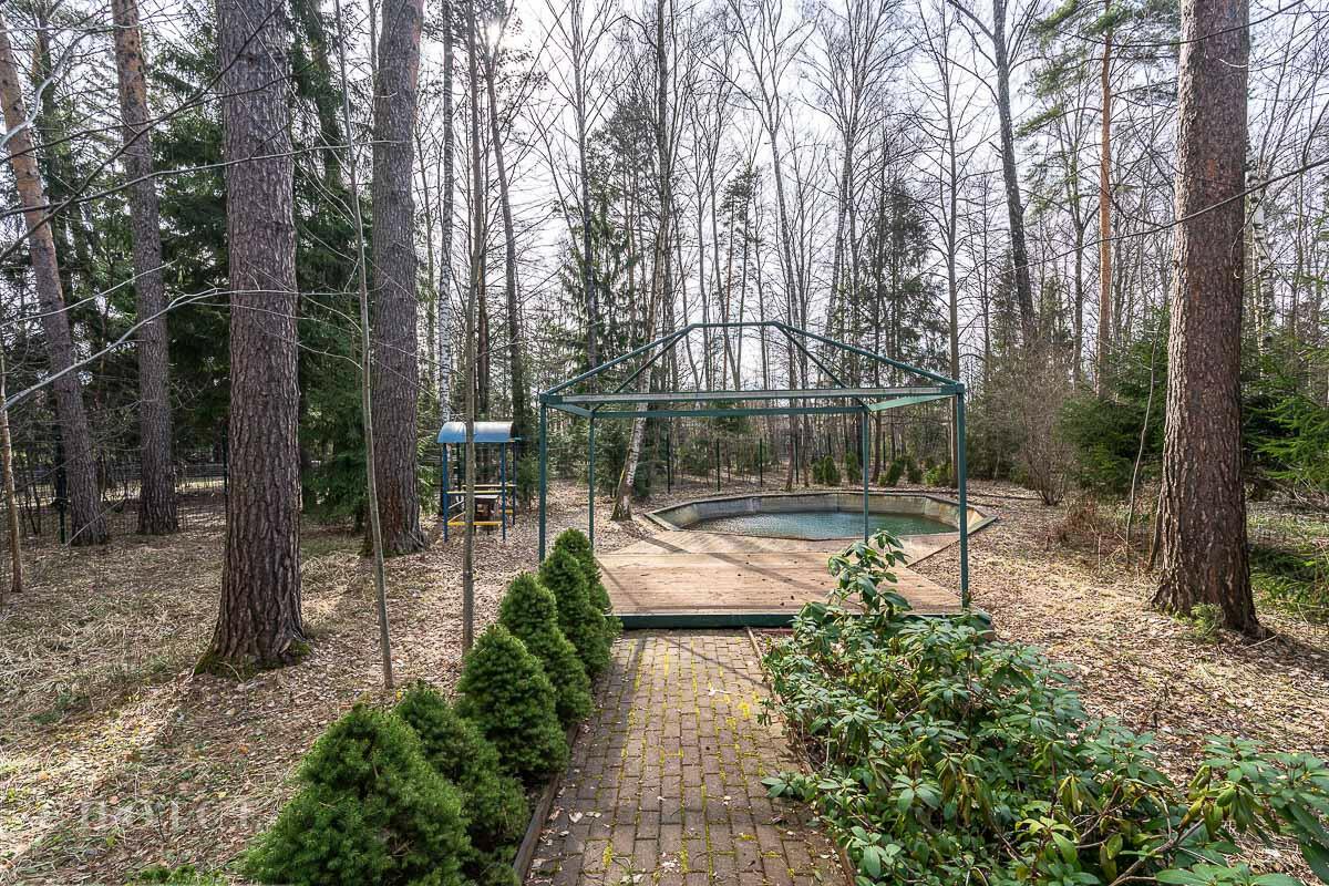 3-этажный коттедж 1 000 м² с отделкой