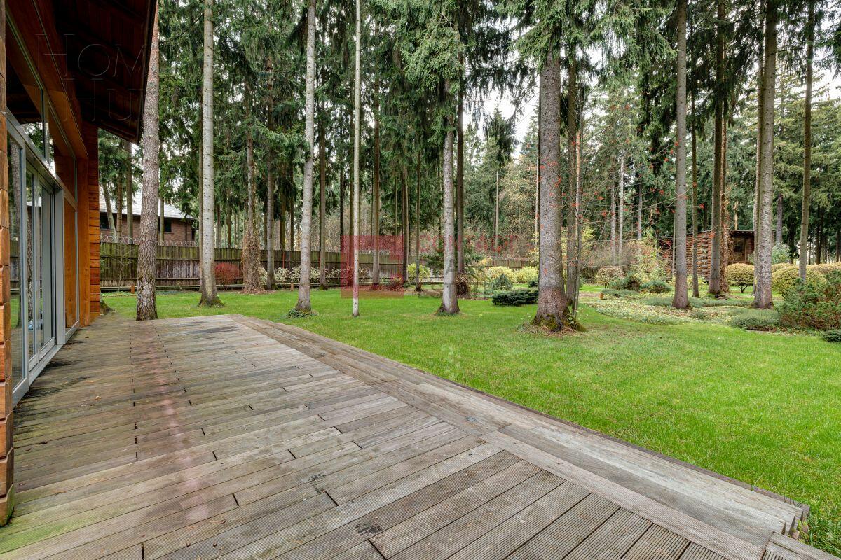 2-этажный коттедж 2 800 м² с отделкой