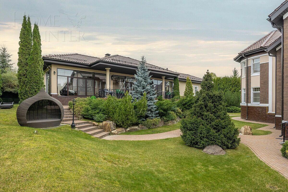 2-этажный коттедж 481 м² с отделкой