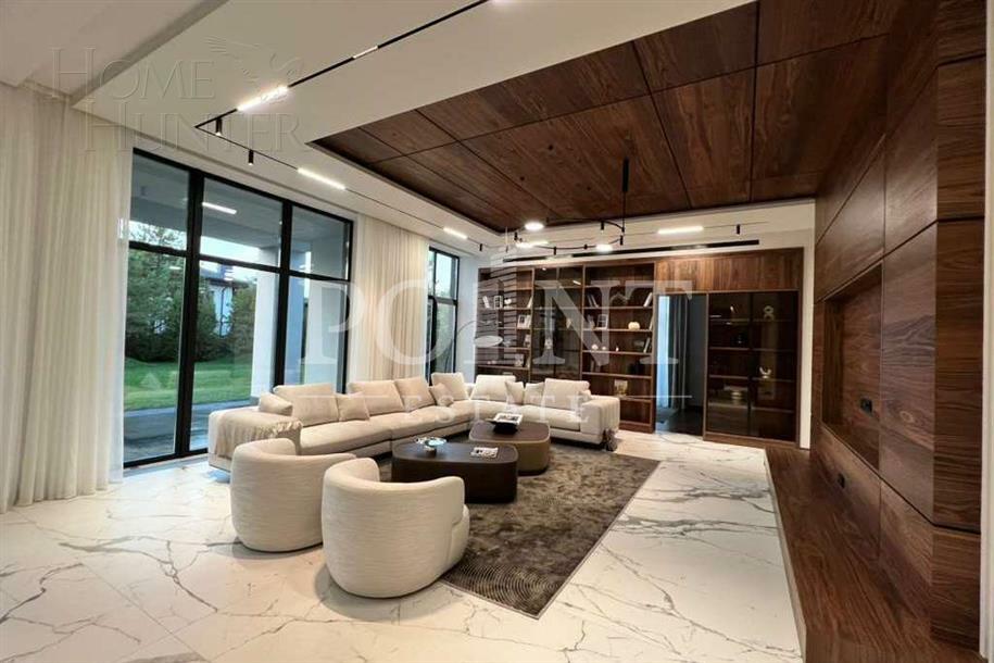 2-этажный коттедж 705 м² с отделкой