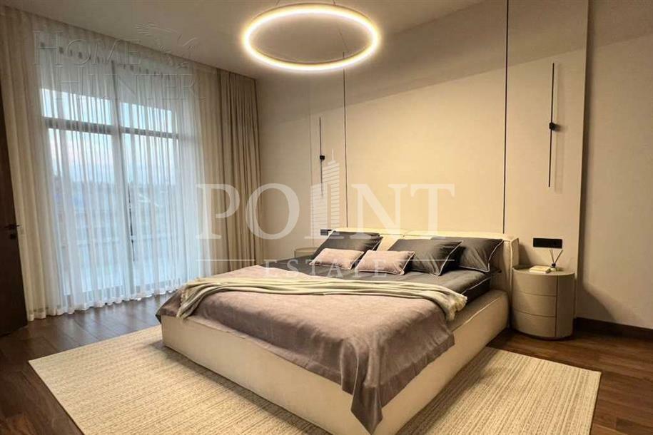 2-этажный коттедж 705 м² с отделкой