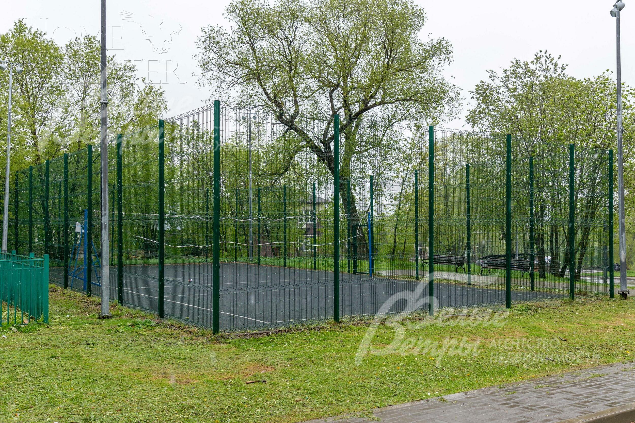 2-этажный коттедж 220 м² без отделки