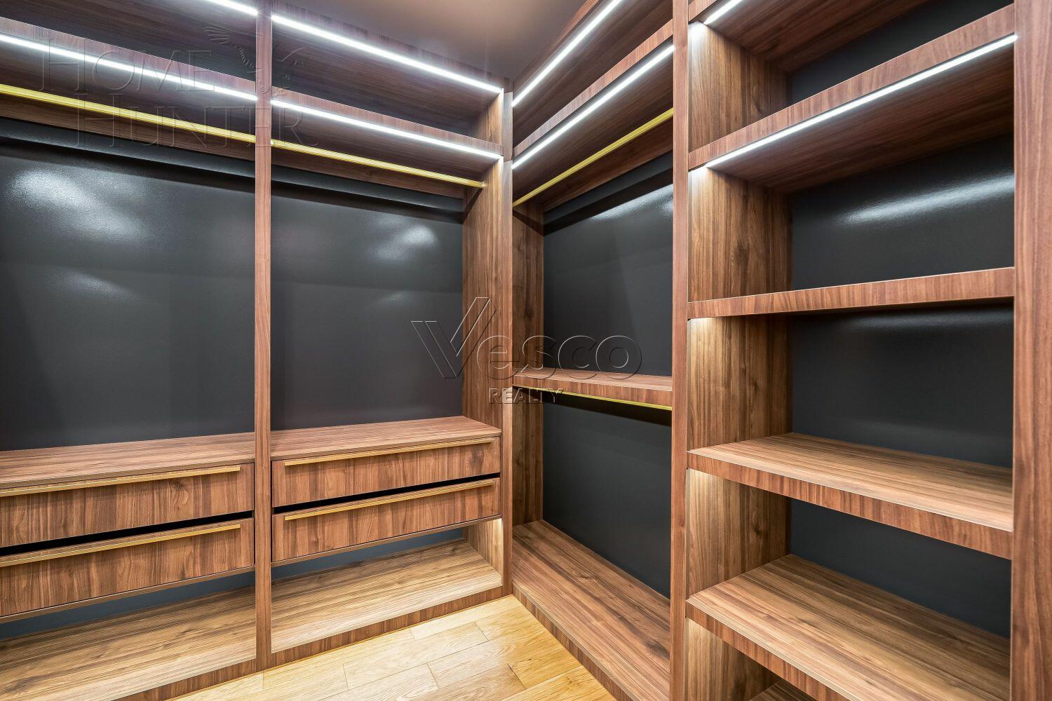 2-этажный коттедж 528 м² с отделкой