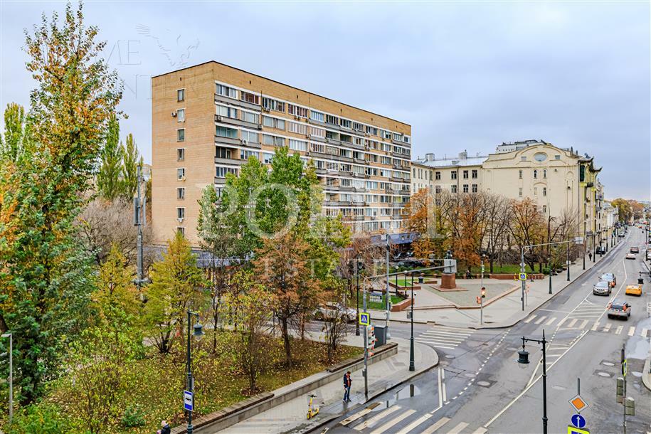 5-КОМН. КВАРТИРА С ОТДЕЛКОЙ 246 М² НА 3 ЭТАЖЕ