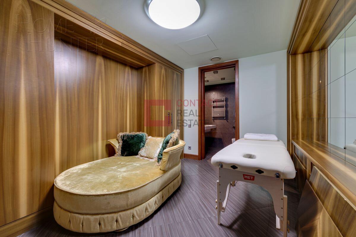 2-этажный коттедж 2 800 м² с отделкой