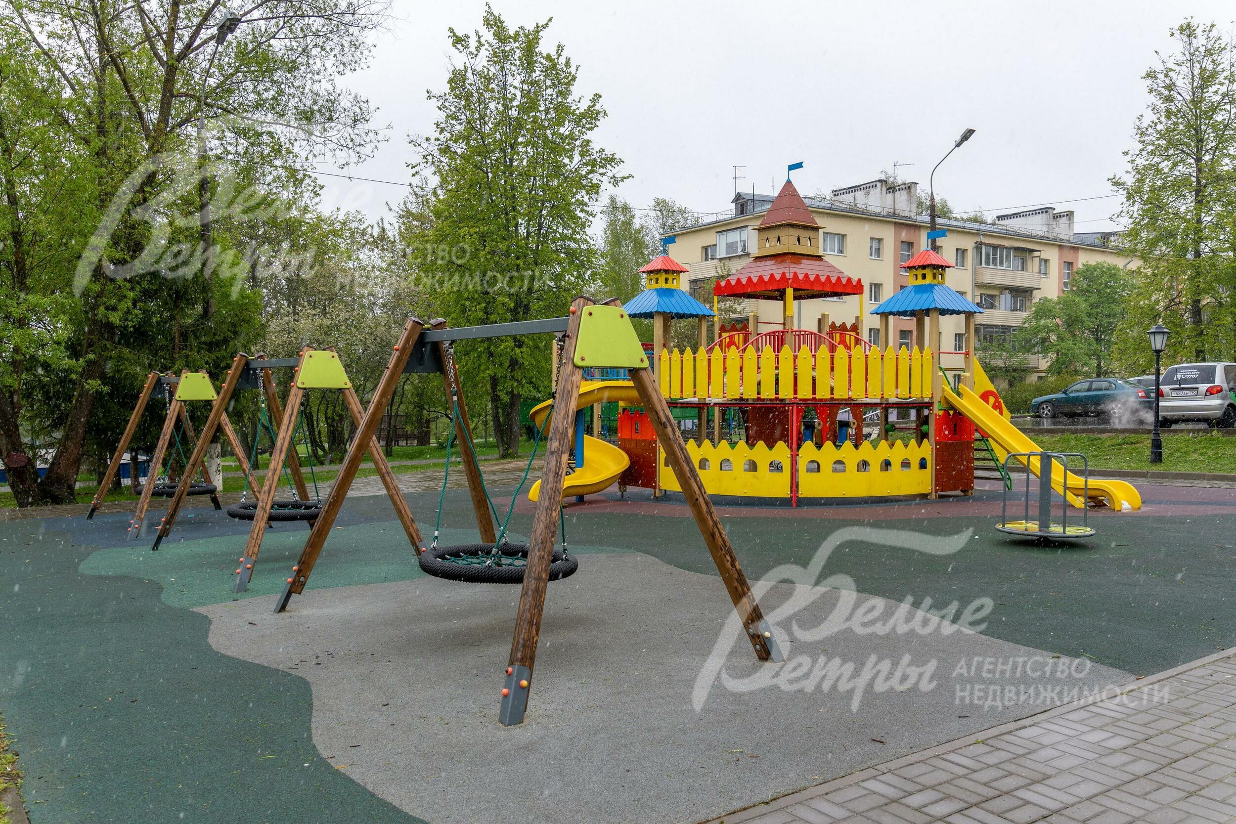 2-этажный коттедж 220 м² без отделки