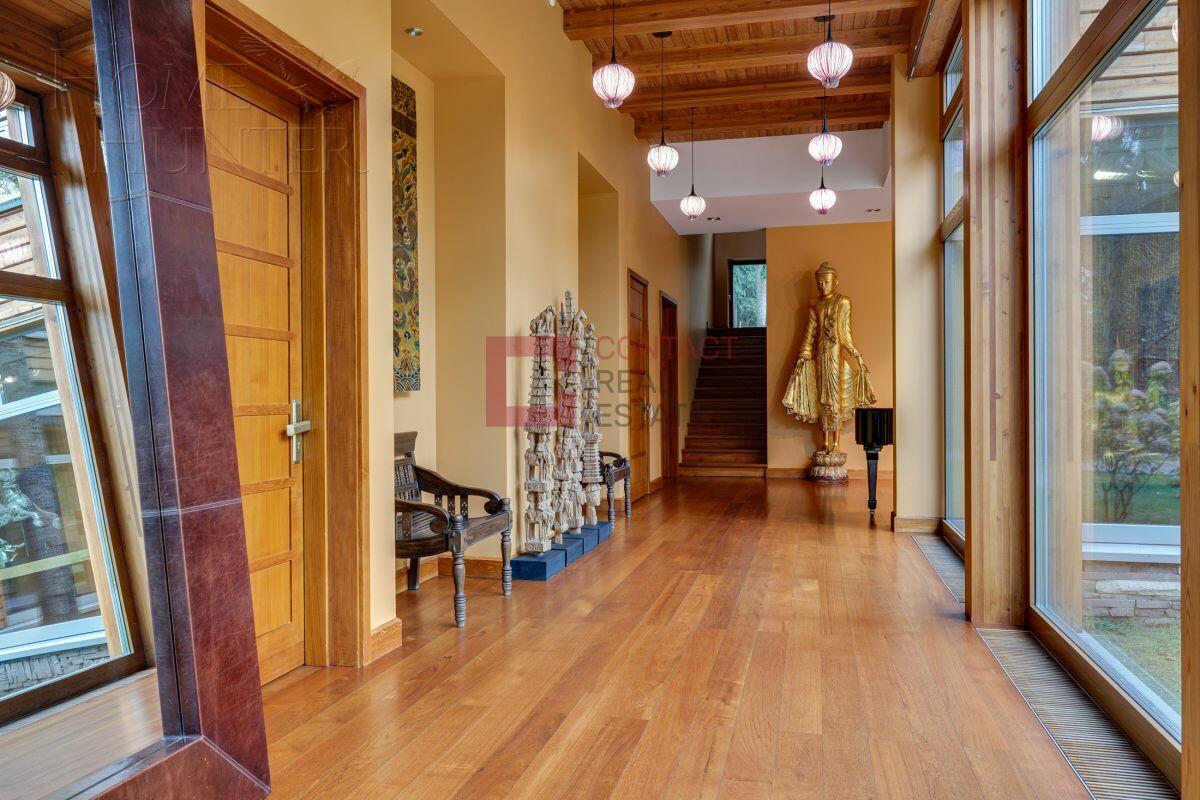 2-этажный коттедж 2 800 м² с отделкой