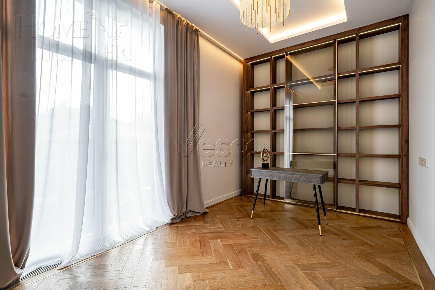 2-этажный коттедж 528 м² с отделкой