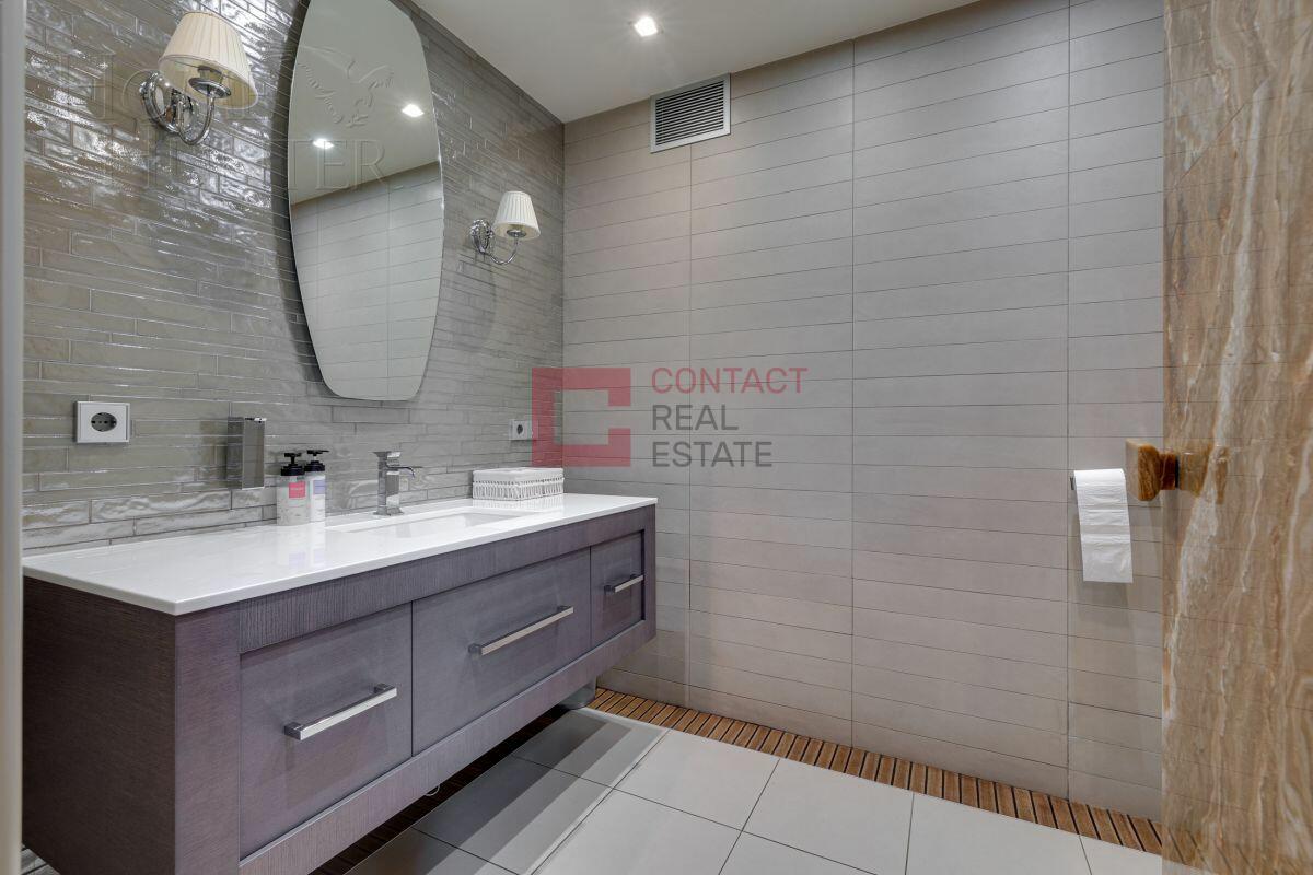 2-этажный коттедж 2 800 м² с отделкой