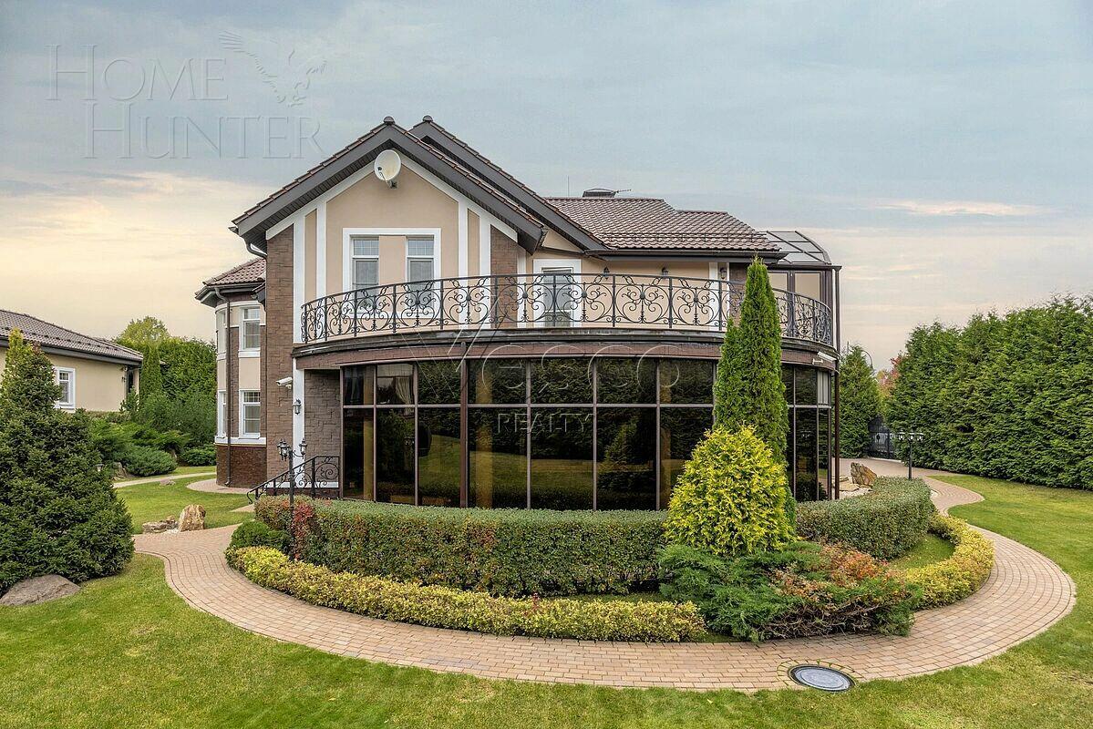 2-этажный коттедж 481 м² с отделкой