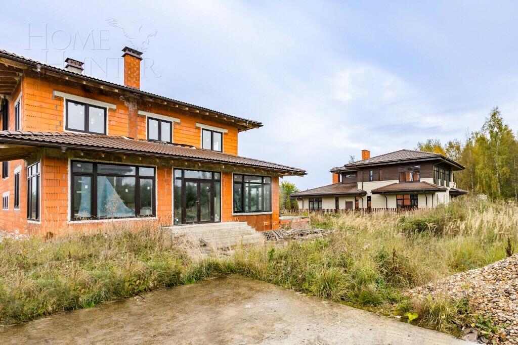 2-этажный коттедж 315 м² без отделки