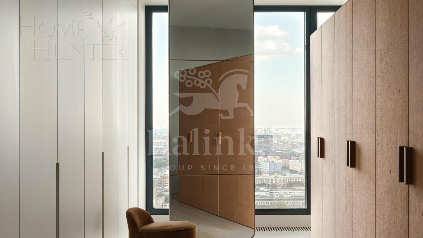 5-КОМН. КВАРТИРА С ОТДЕЛКОЙ 296 М² НА 35 ЭТАЖЕ