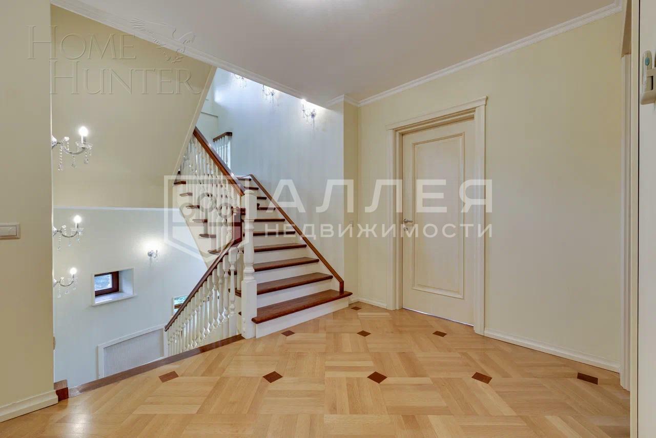 2-этажный коттедж 550 м² с отделкой