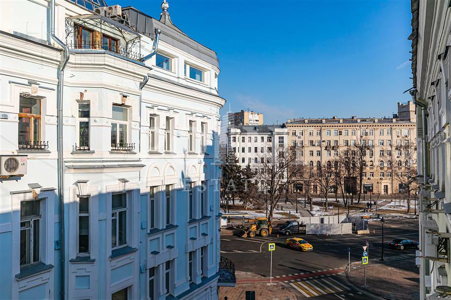 2-УРОВНЕВАЯ КВАРТИРА С ОТДЕЛКОЙ 265 М² НА 4 ЭТАЖЕ