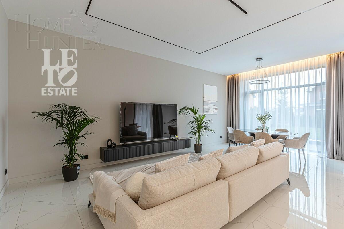 2-этажный коттедж 300 м² с отделкой