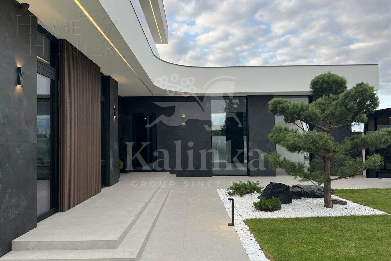 2-этажный коттедж 435 м² с отделкой