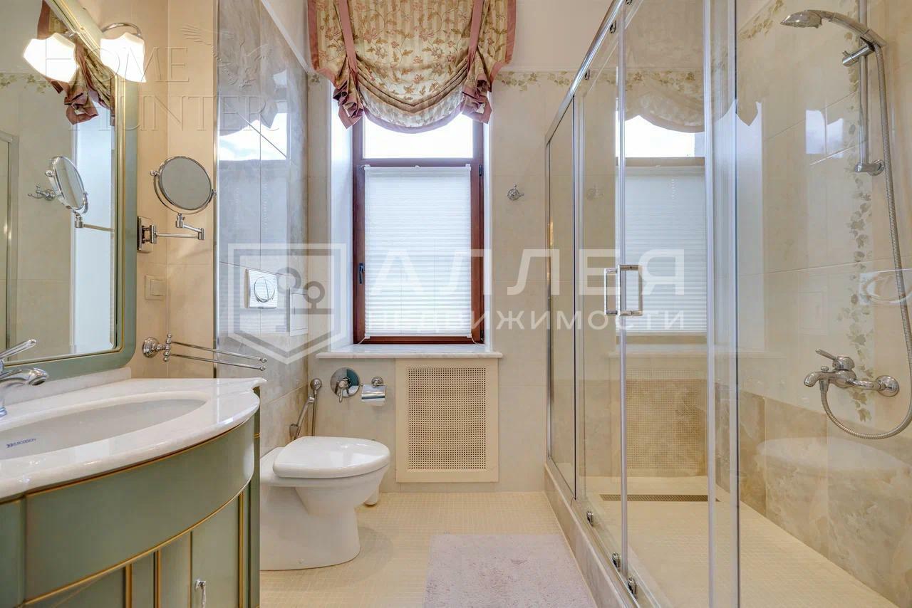 2-этажный коттедж 550 м² с отделкой