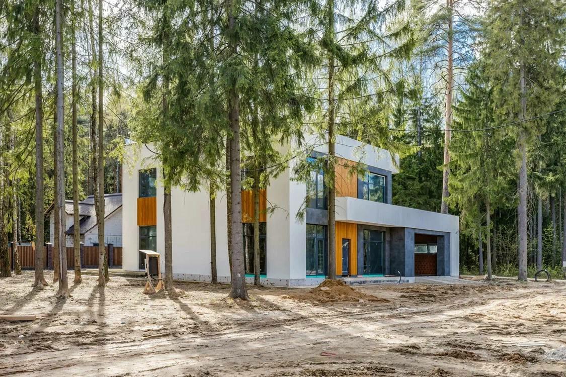 2-этажный коттедж 520 м² без отделки