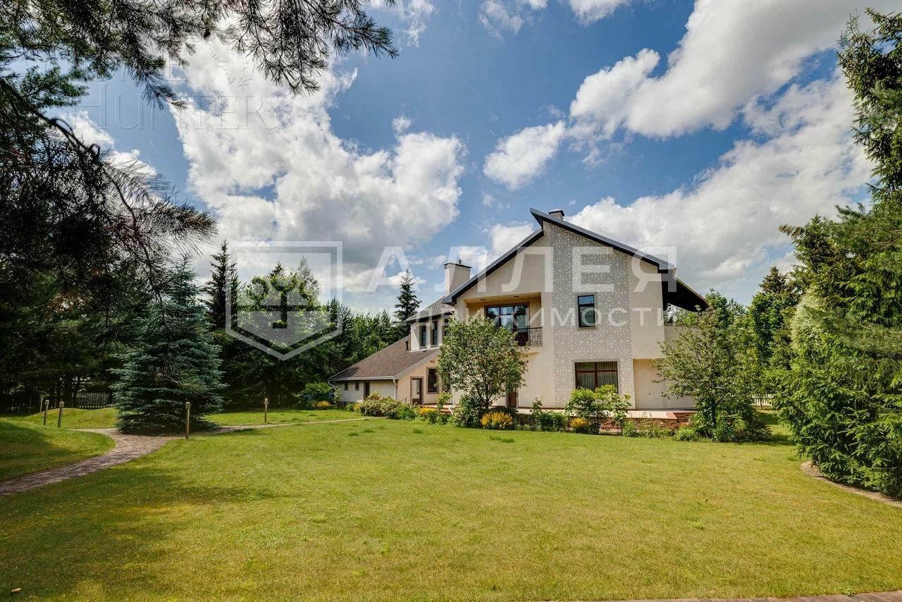 2-этажный коттедж 550 м² с отделкой