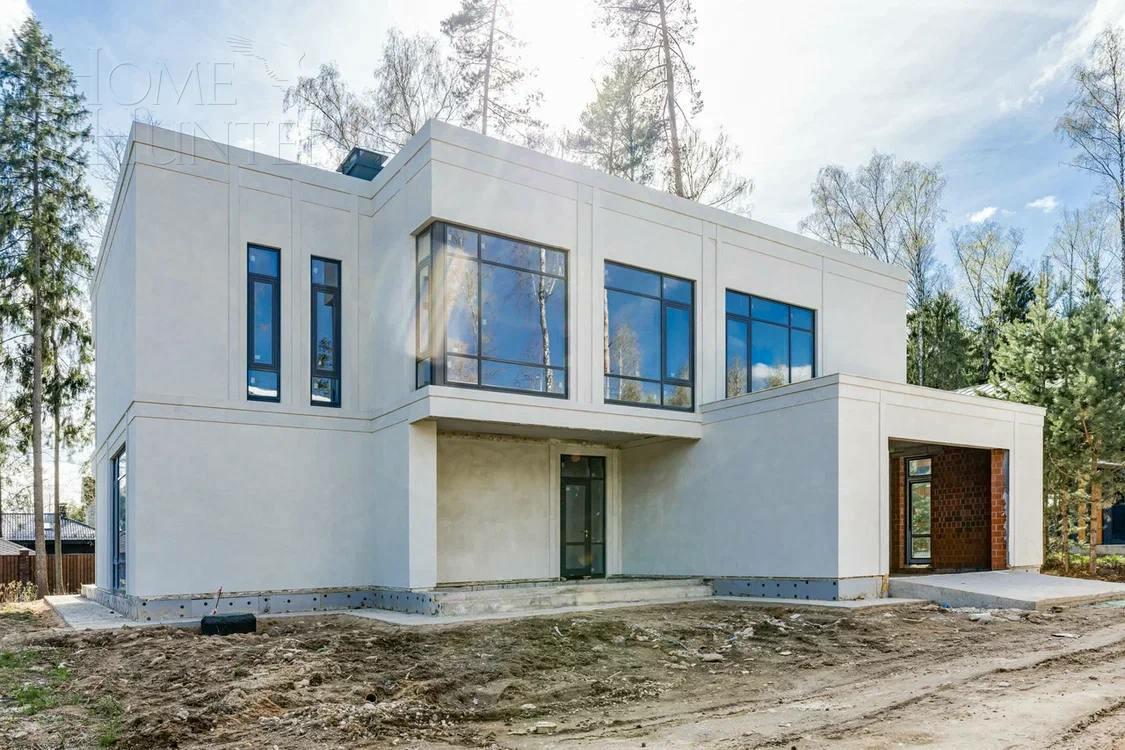 2-этажный коттедж 520 м² без отделки