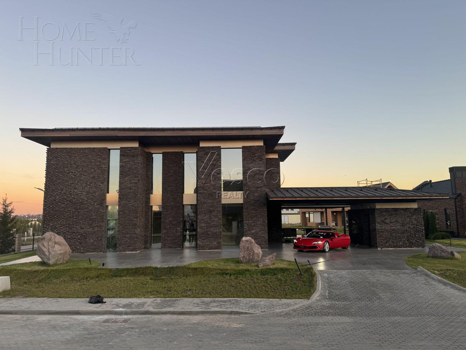 2-этажный коттедж 389 м² с отделкой