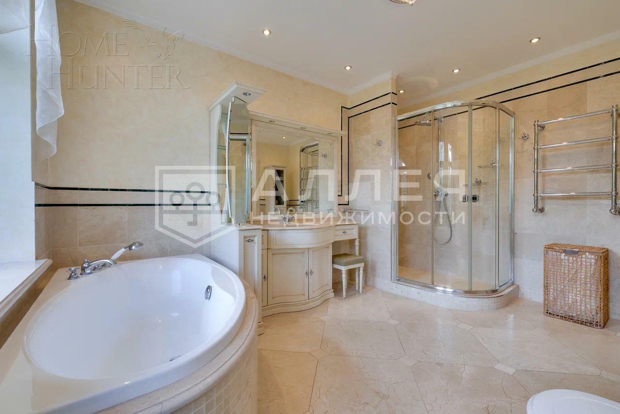 2-этажный коттедж 550 м² с отделкой