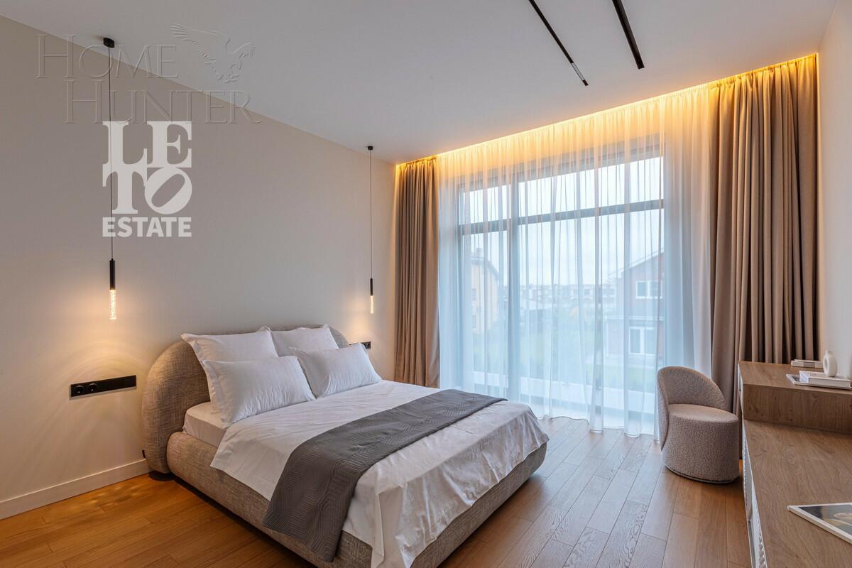 2-этажный коттедж 300 м² с отделкой