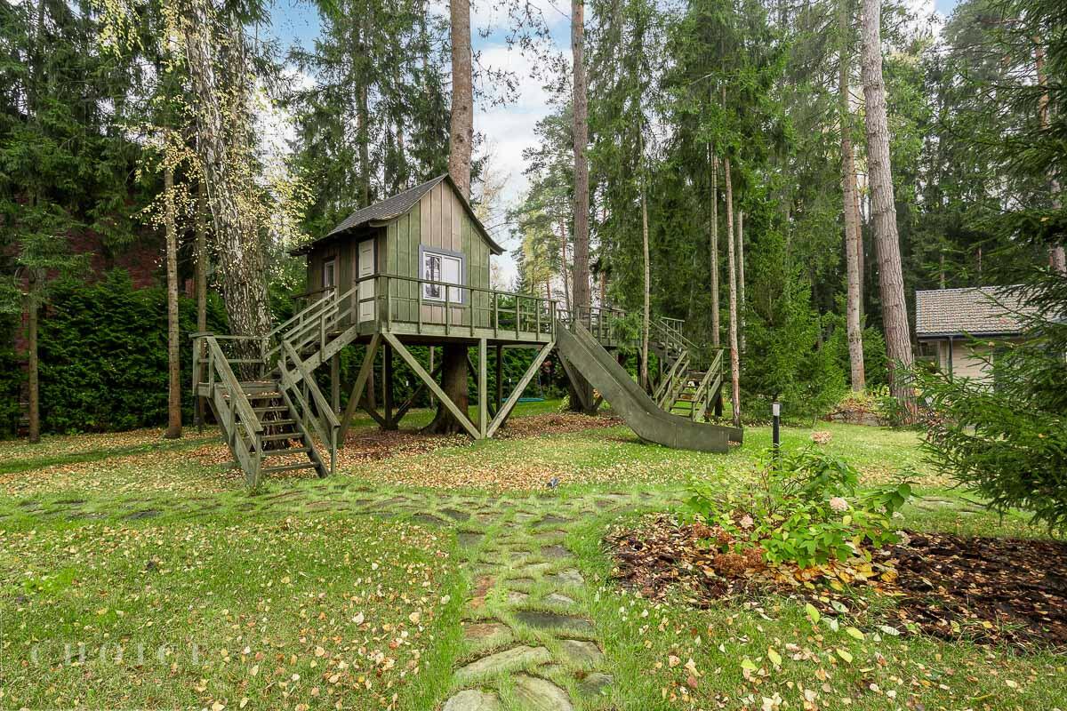 2-этажный коттедж 428 м² с отделкой