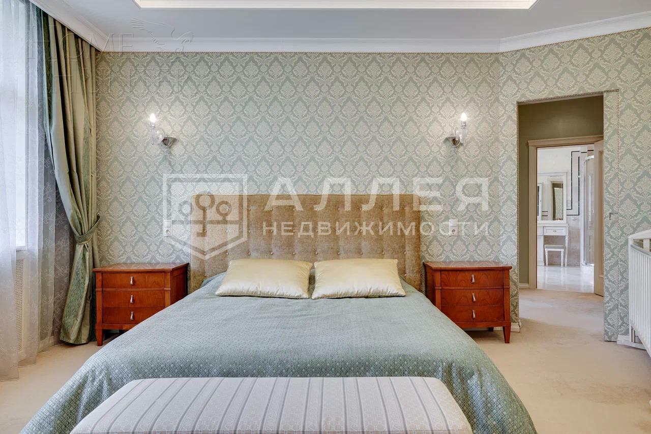 2-этажный коттедж 550 м² с отделкой