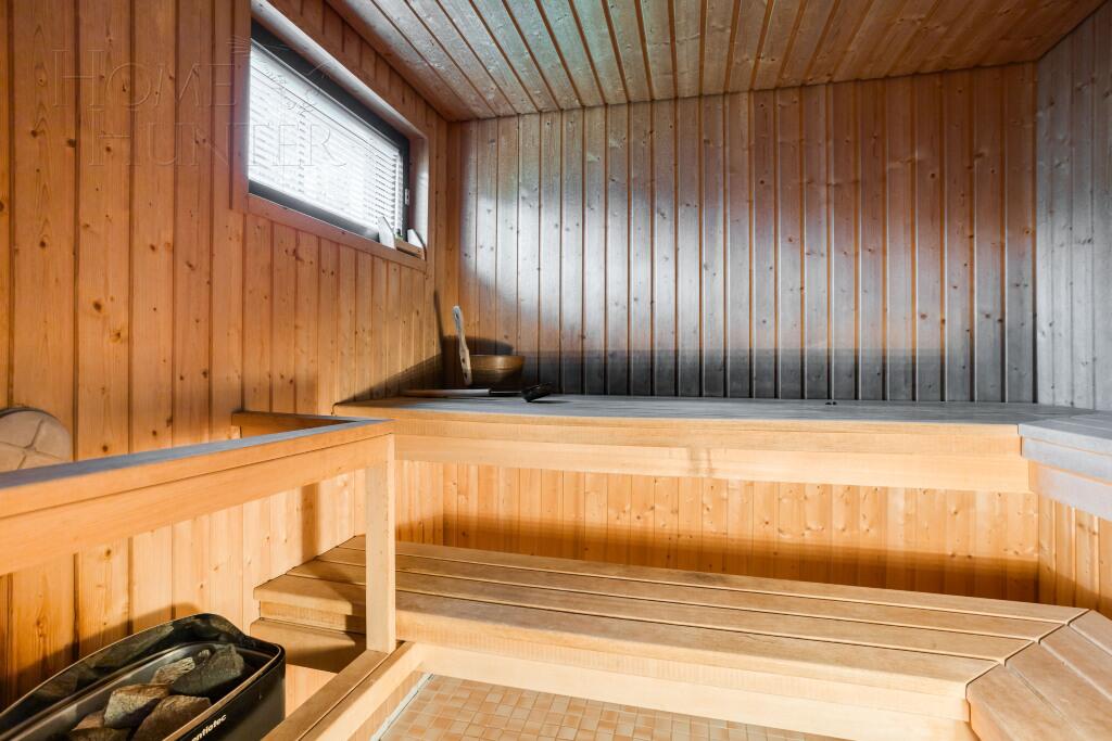 2-этажный коттедж 216 м² с отделкой