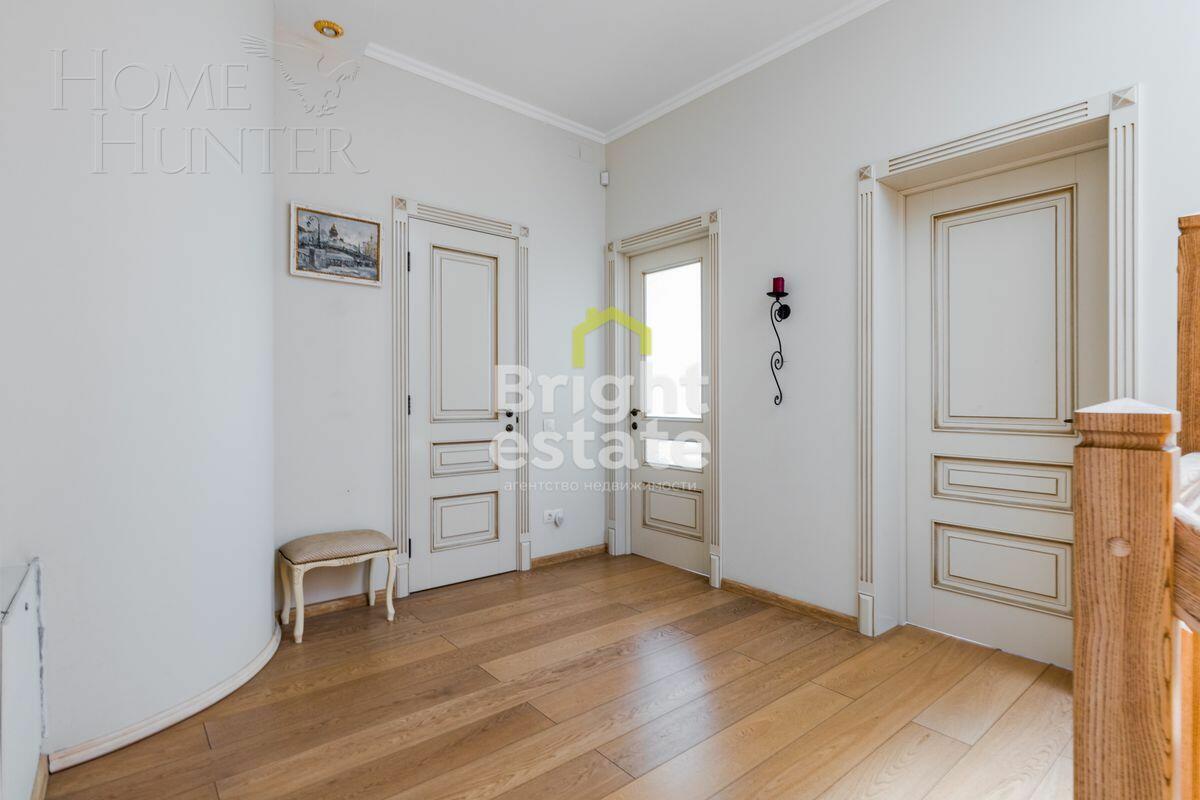 2-этажный таунхаус 220 м² с отделкой