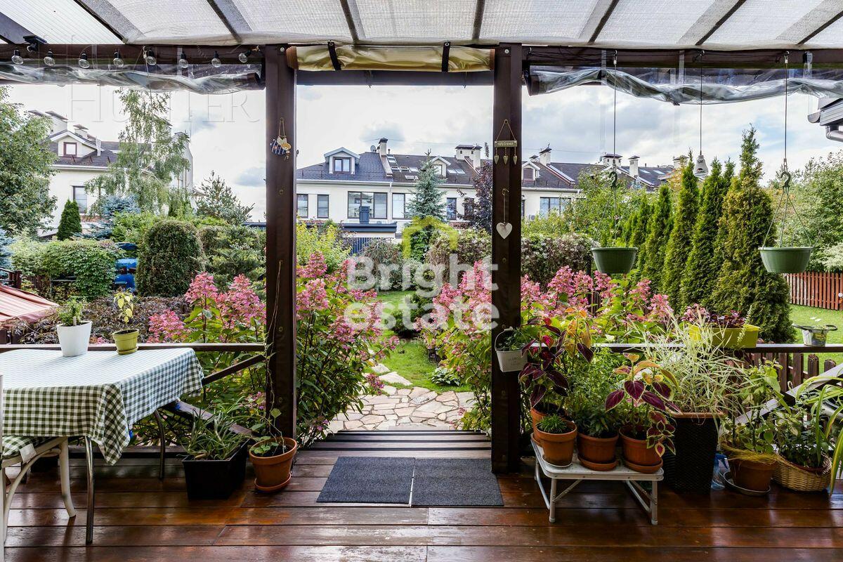 2-этажный таунхаус 220 м² с отделкой