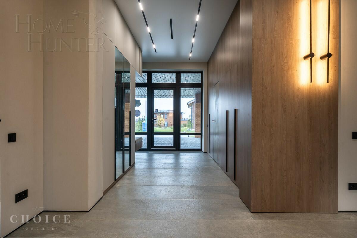 2-этажный коттедж 354.7 м² с отделкой