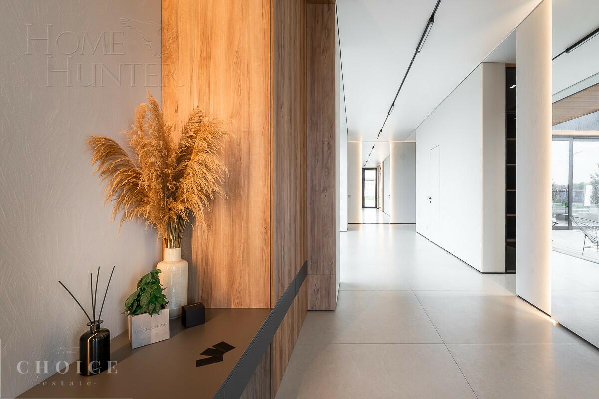 2-этажный коттедж 283 м² с отделкой