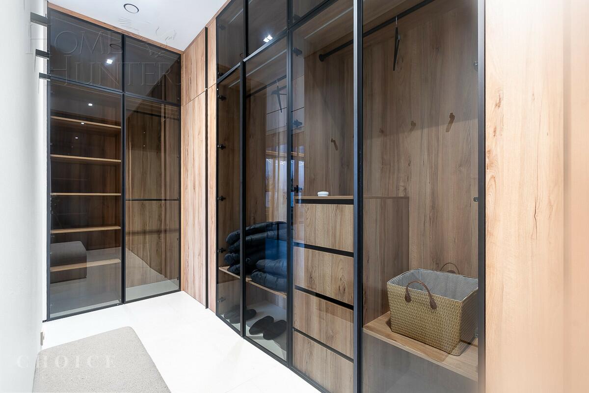 2-этажный коттедж 283 м² с отделкой