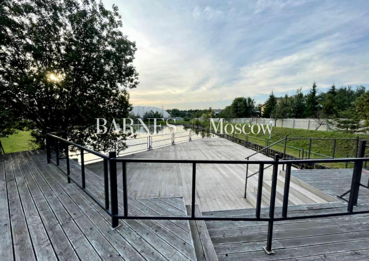 2-этажный коттедж 600 м² с отделкой