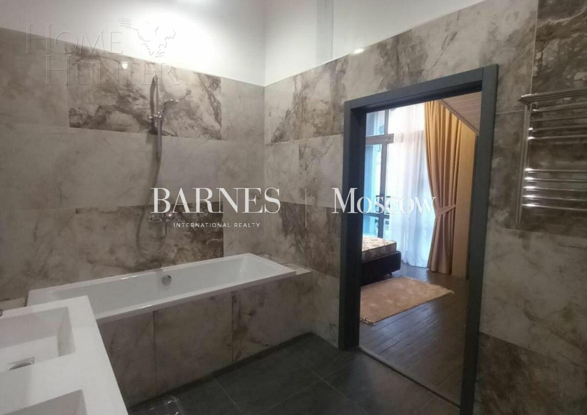 2-этажный коттедж 600 м² с отделкой