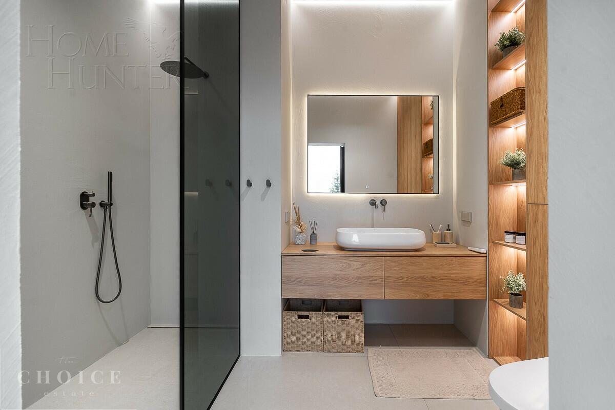 2-этажный коттедж 283 м² с отделкой